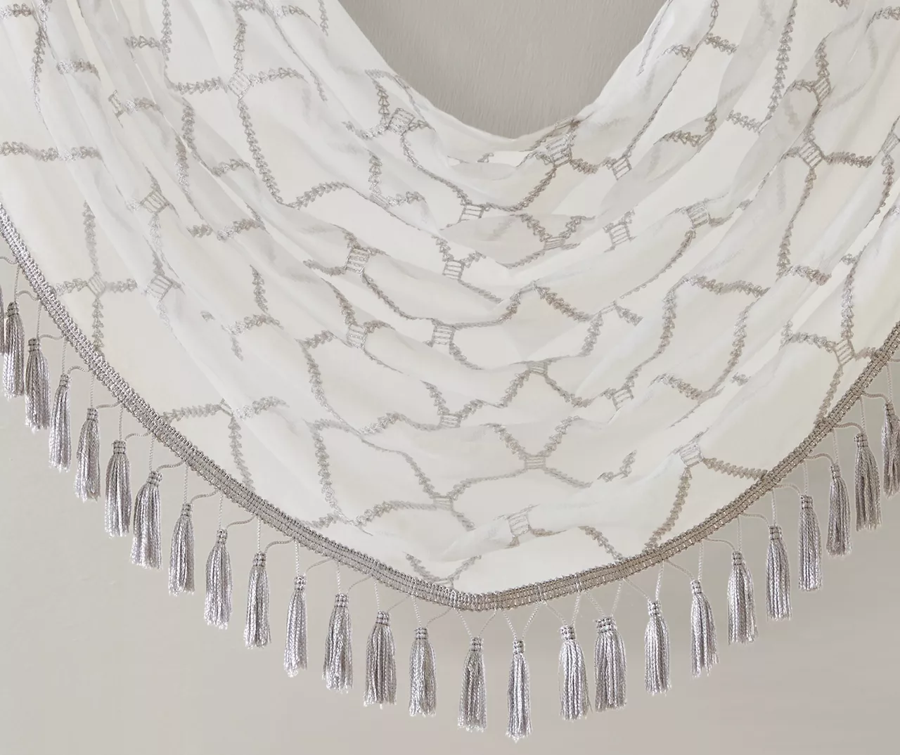 Clarissa Diamond Waterfall Valance 17 Clarissa Diamond Waterfall Valance - Image 17