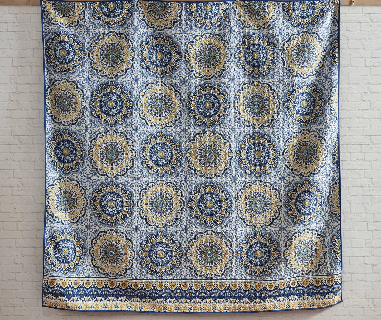 Menara Reversible Coverlet Set 8 Menara Reversible Coverlet Set - Image 8