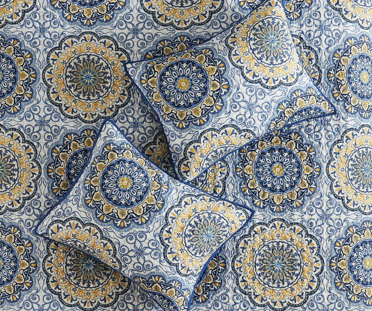 Menara Reversible Coverlet Set 11 Menara Reversible Coverlet Set - Image 11