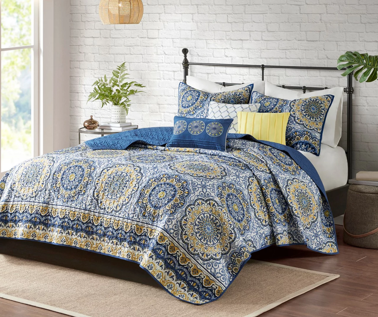 Menara Reversible Coverlet Set 1 Menara Reversible Coverlet Set
