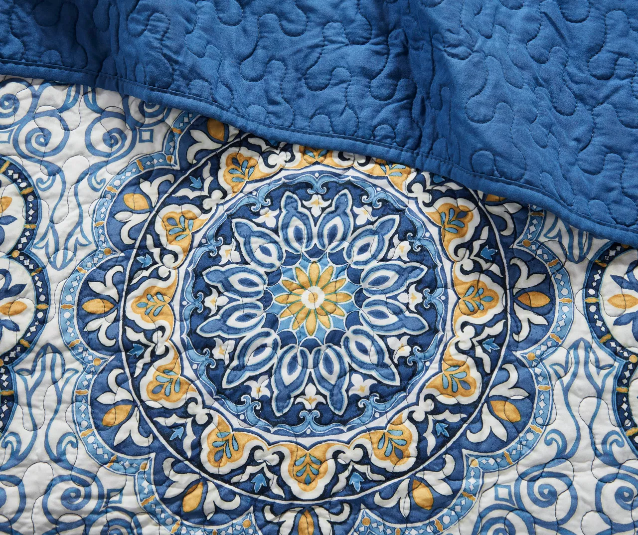 Menara Reversible Coverlet Set 19 Menara Reversible Coverlet Set - Image 19