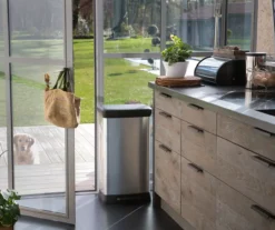 Curver Deco 30-Liter Step-On Wastebasket -Home Decor Store 810525610 5