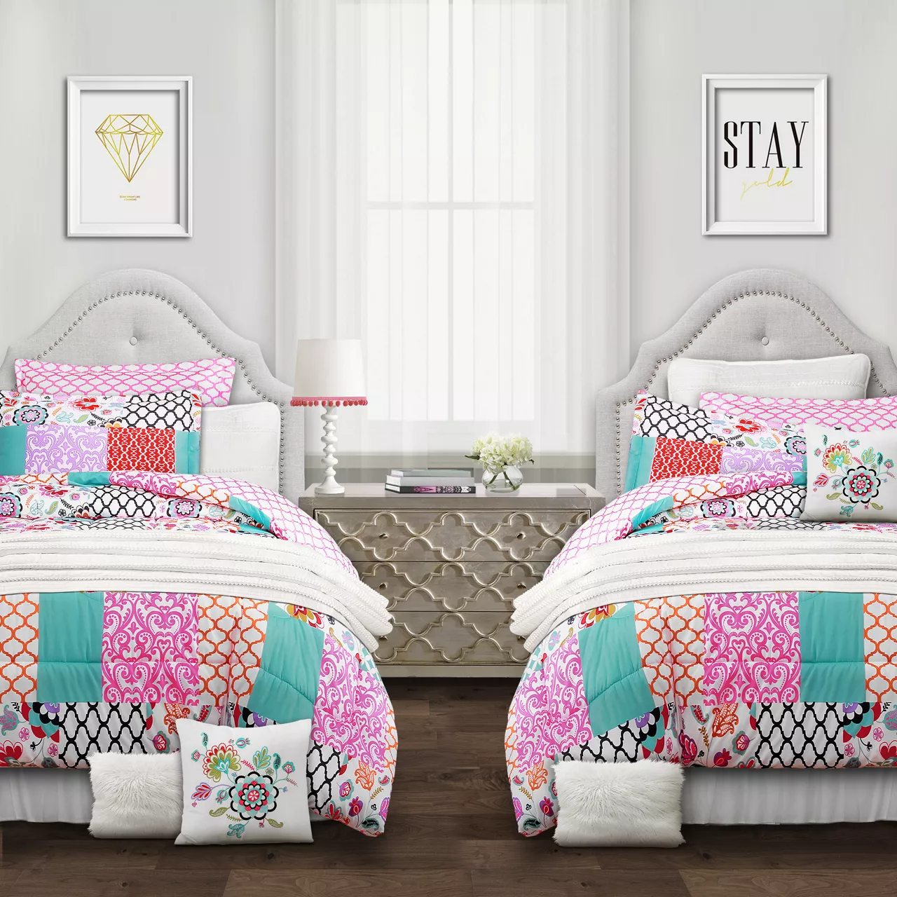 Brookdale White, Pink & Teal Pattern Patchwork Twin 5-Piece Comforter Set 4 Brookdale White, Pink & Teal Pattern Patchwork Twin 5-Piece Comforter Set - Image 4