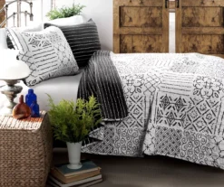 Monique Pattern Patchwork Quilt Set 25 Monique Pattern Patchwork Quilt Set -Home Decor Store 810553261