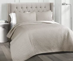 Ava Diamond-Quilted 3-Piece Quilt Set -Home Decor Store 810553353 1