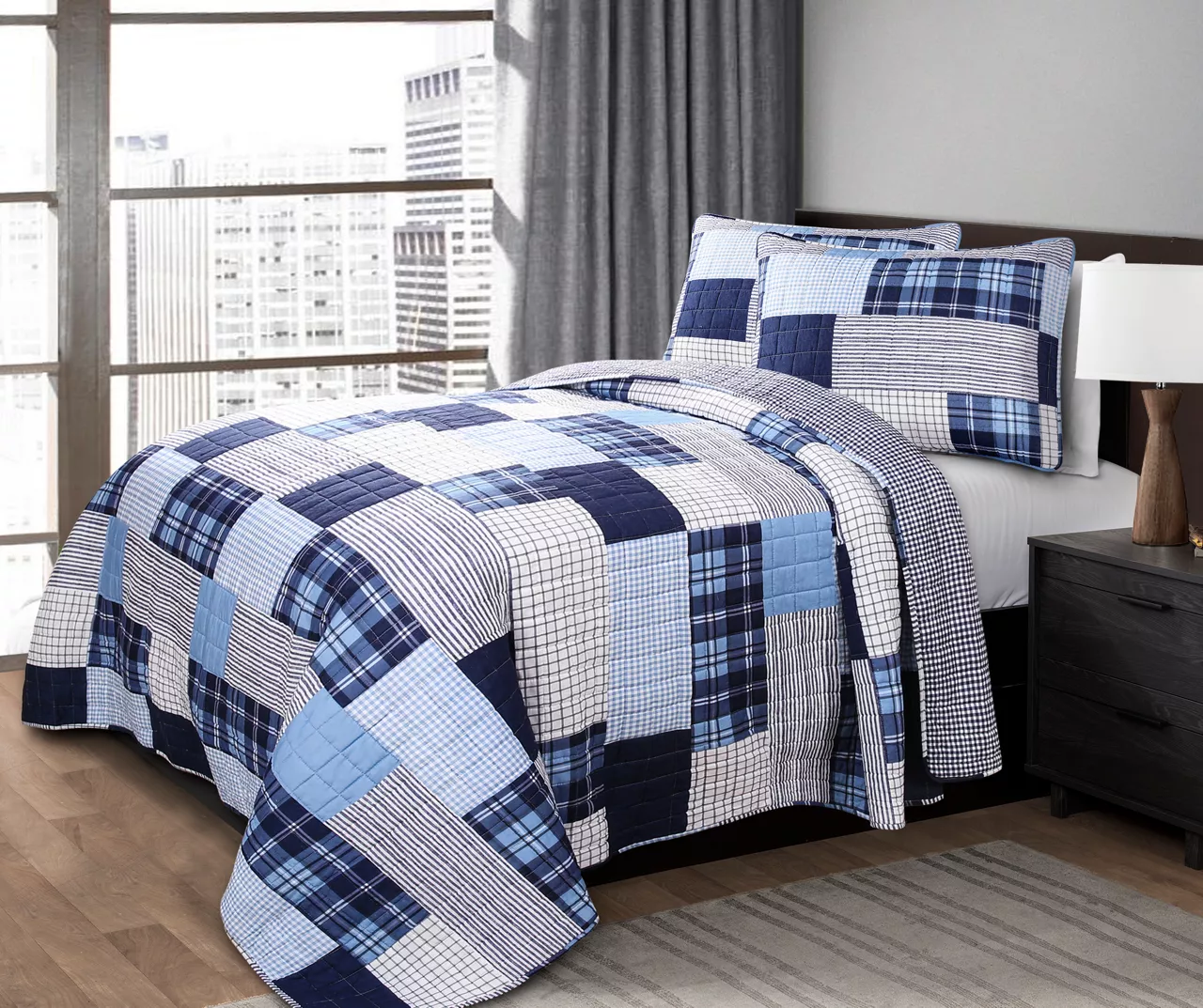 Greenville Plaid Patchwork Reversible 3-Piece Quilt Set 3 Greenville Plaid Patchwork Reversible 3-Piece Quilt Set - Image 3