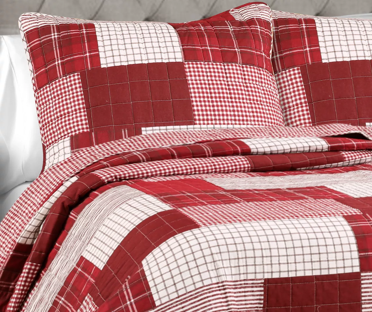 Greenville Plaid Patchwork Reversible 3-Piece Quilt Set 2 Greenville Plaid Patchwork Reversible 3-Piece Quilt Set - Image 2