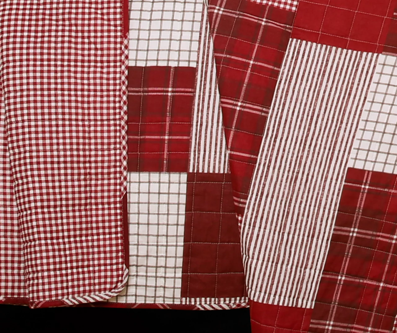 Greenville Plaid Patchwork Reversible 3-Piece Quilt Set 9 Greenville Plaid Patchwork Reversible 3-Piece Quilt Set - Image 9