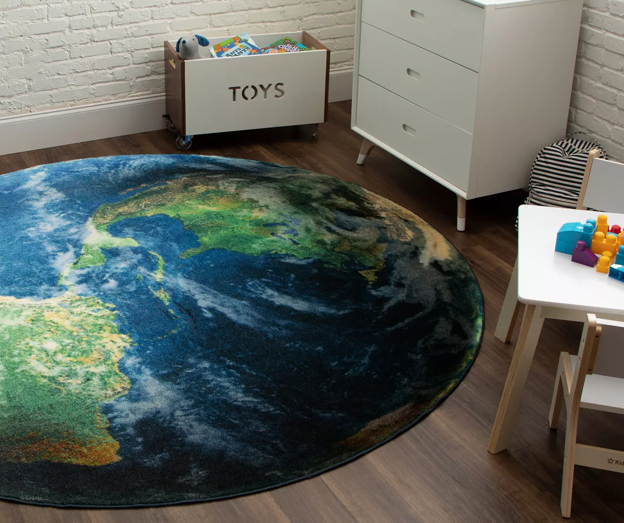 Mohawk Navy Western Hemisphere Earth Round Area Rug 14 Mohawk Navy Western Hemisphere Earth Round Area Rug - Image 14