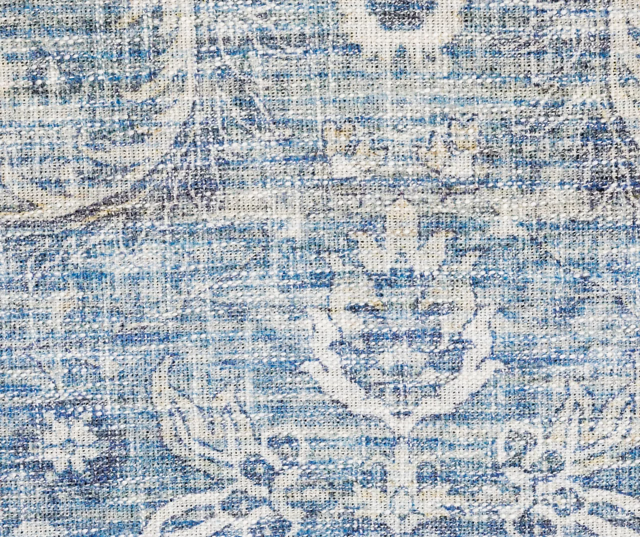 Myka Blue & White Floral Area Rug, (5' X 7') 4 Myka Blue & White Floral Area Rug, (5' X 7') - Image 4