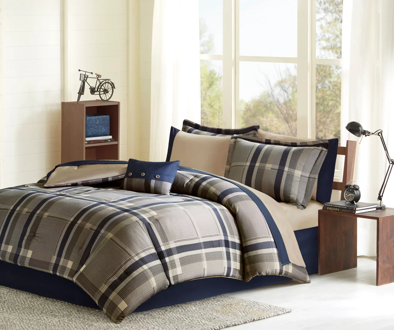 Rick Navy & Beige Crisscross Comforter Set 2 Rick Navy & Beige Crisscross Comforter Set - Image 2