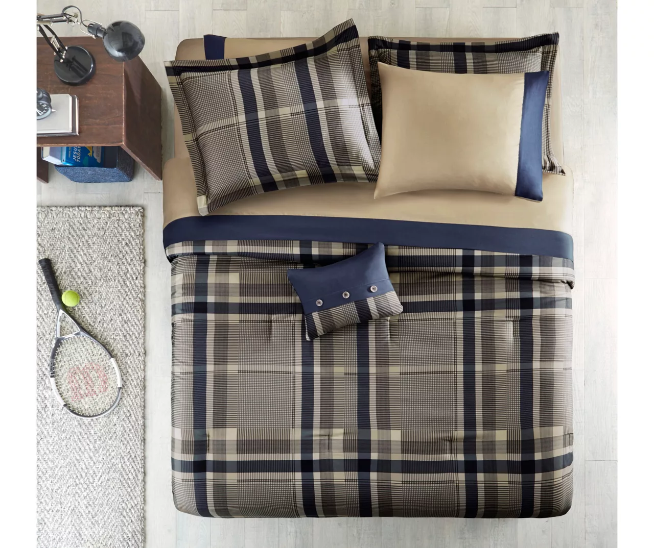 Rick Navy & Beige Crisscross Comforter Set 3 Rick Navy & Beige Crisscross Comforter Set - Image 3