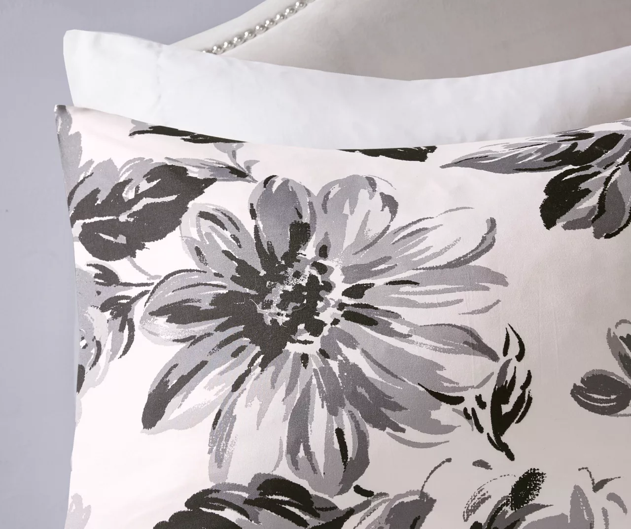 Hannah White & Black Floral Duvet Cover Set 6 Hannah White & Black Floral Duvet Cover Set - Image 6