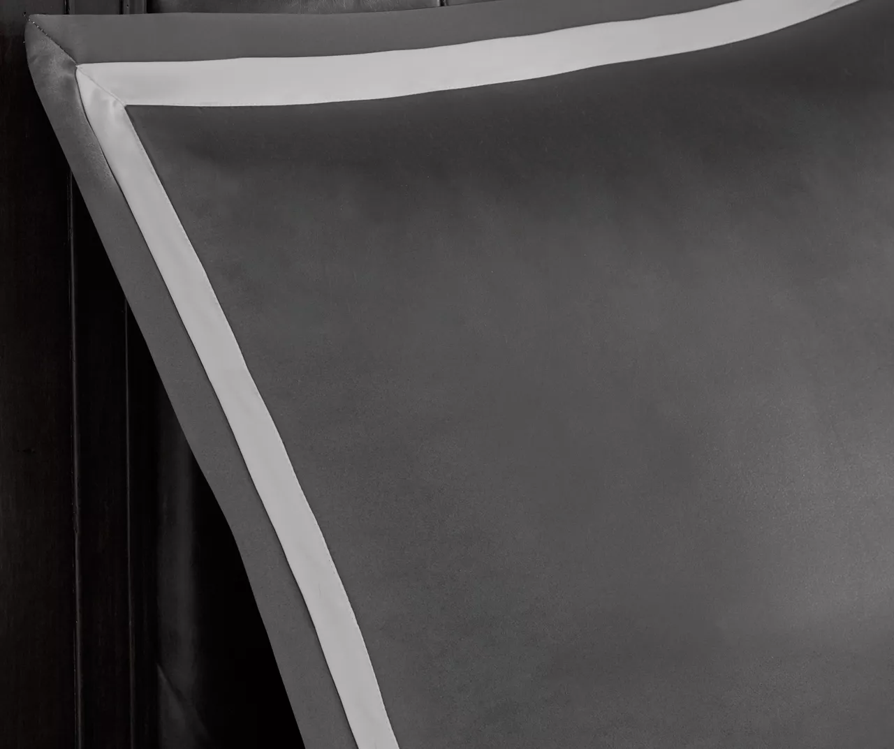 Eliot Silver & White Damask Jacquard Queen 8-Piece Comforter Set 7 Eliot Silver & White Damask Jacquard Queen 8-Piece Comforter Set - Image 7