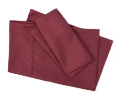 Red Queen 4-Piece Microfiber Sheet Set