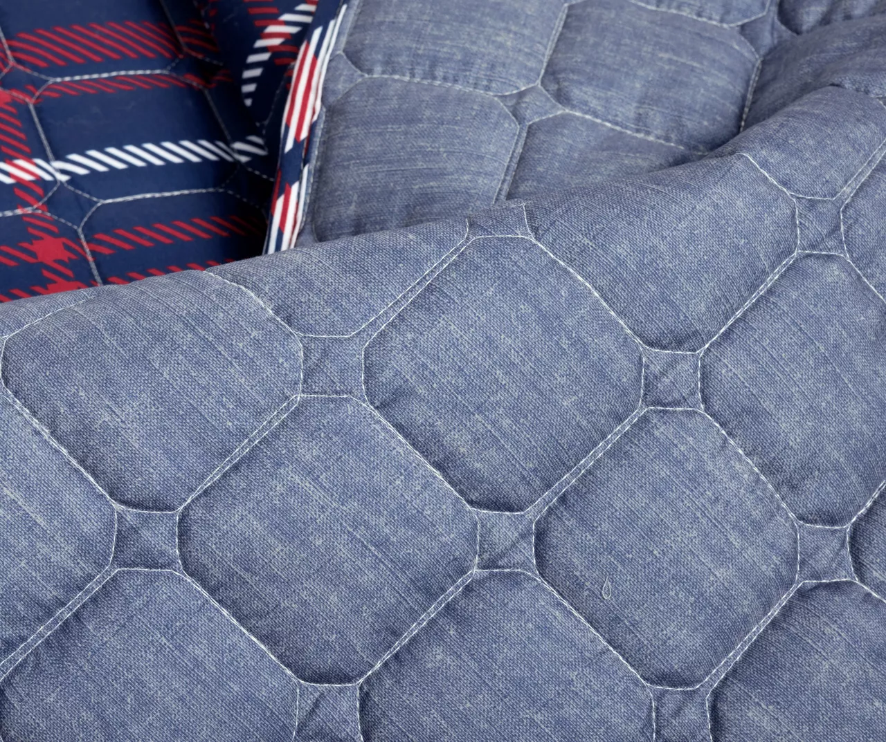 Lush Decor Grayson Farmhouse Navy & Red Plaid Reversible Quilt Set 6 Lush Decor Grayson Farmhouse Navy & Red Plaid Reversible Quilt Set - Image 6