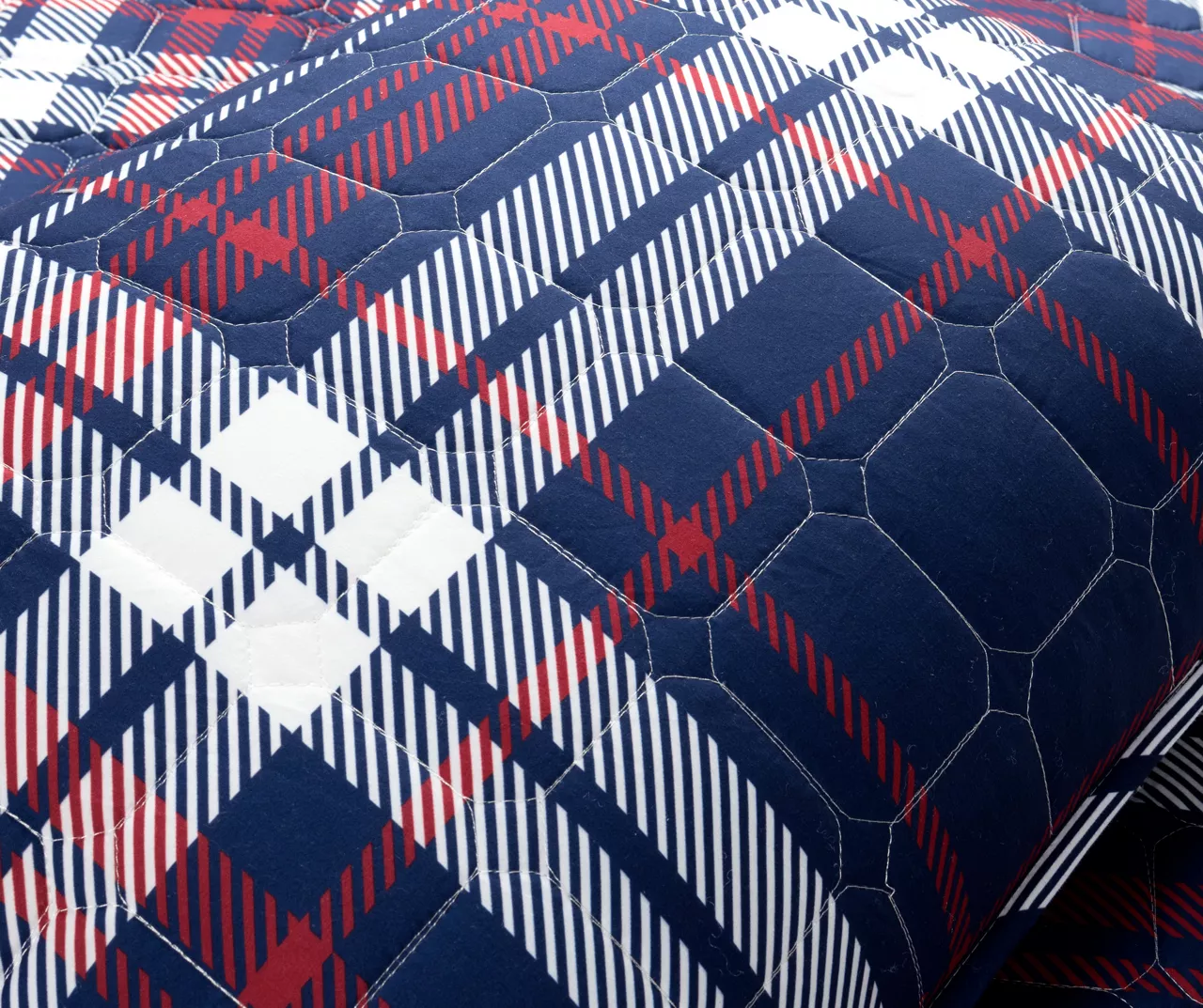 Lush Decor Grayson Farmhouse Navy & Red Plaid Reversible Quilt Set 14 Lush Decor Grayson Farmhouse Navy & Red Plaid Reversible Quilt Set - Image 14