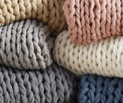 Chunky Double-Knit Handmade Throw, (50" X 60") 39 Chunky Double-Knit Handmade Throw, (50" X 60") -Home Decor Store 810598134 8