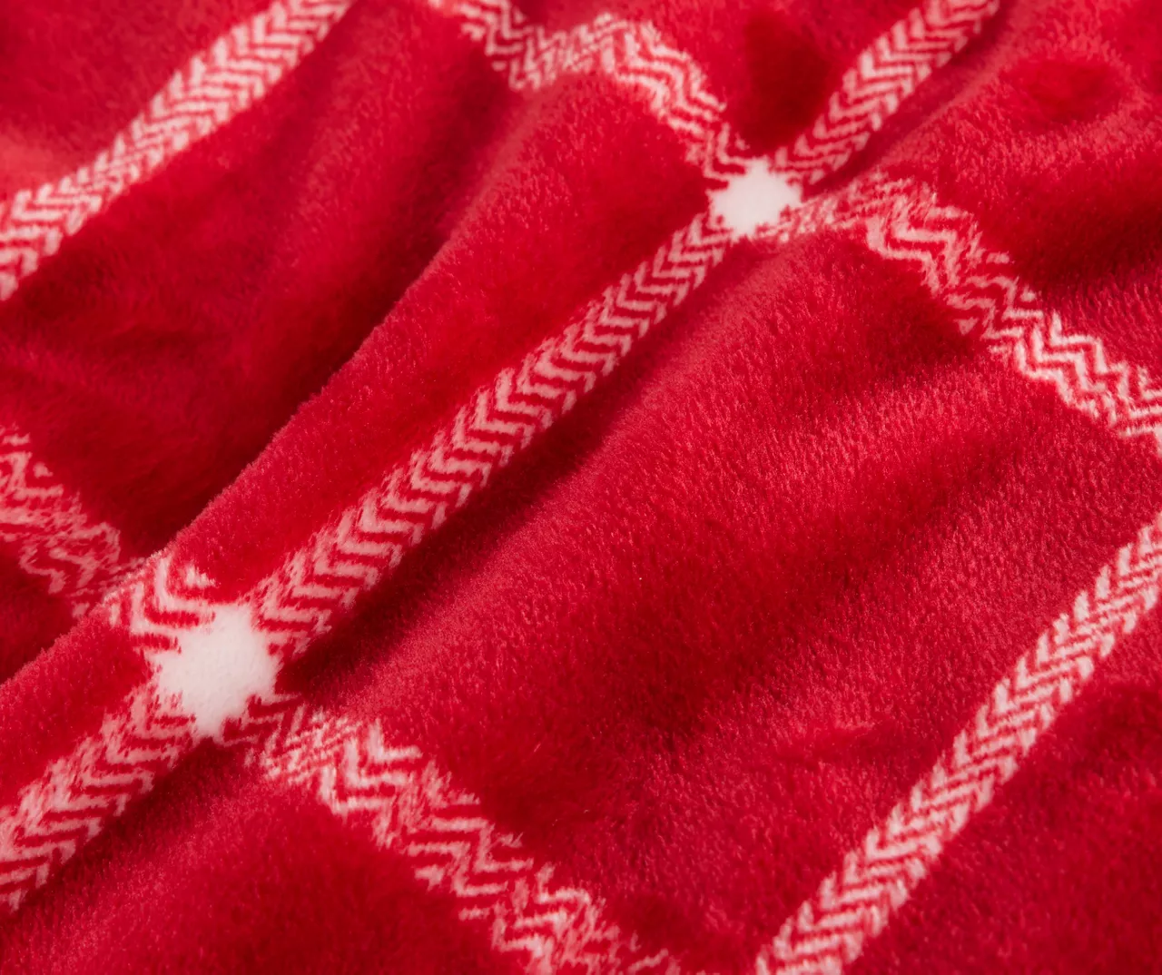 Red & White Windowpane Plaid Velvet Throw, (50" X 60") 3 Red & White Windowpane Plaid Velvet Throw, (50" X 60") - Image 3