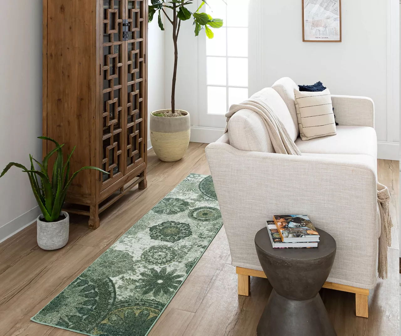 Caravan Gray Medallion Runner Rug, (2' X 8') 4 Caravan Gray Medallion Runner Rug, (2' X 8') - Image 4